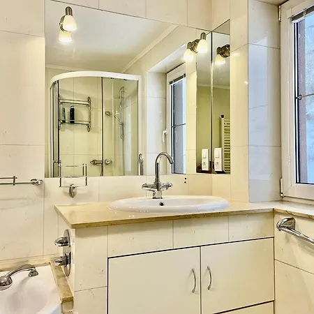 Popovská *